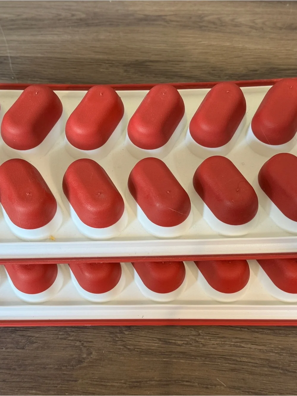 Set of Six Silicon Items, Including 2 Ice Cube & 4 Soup Freezer Containers.